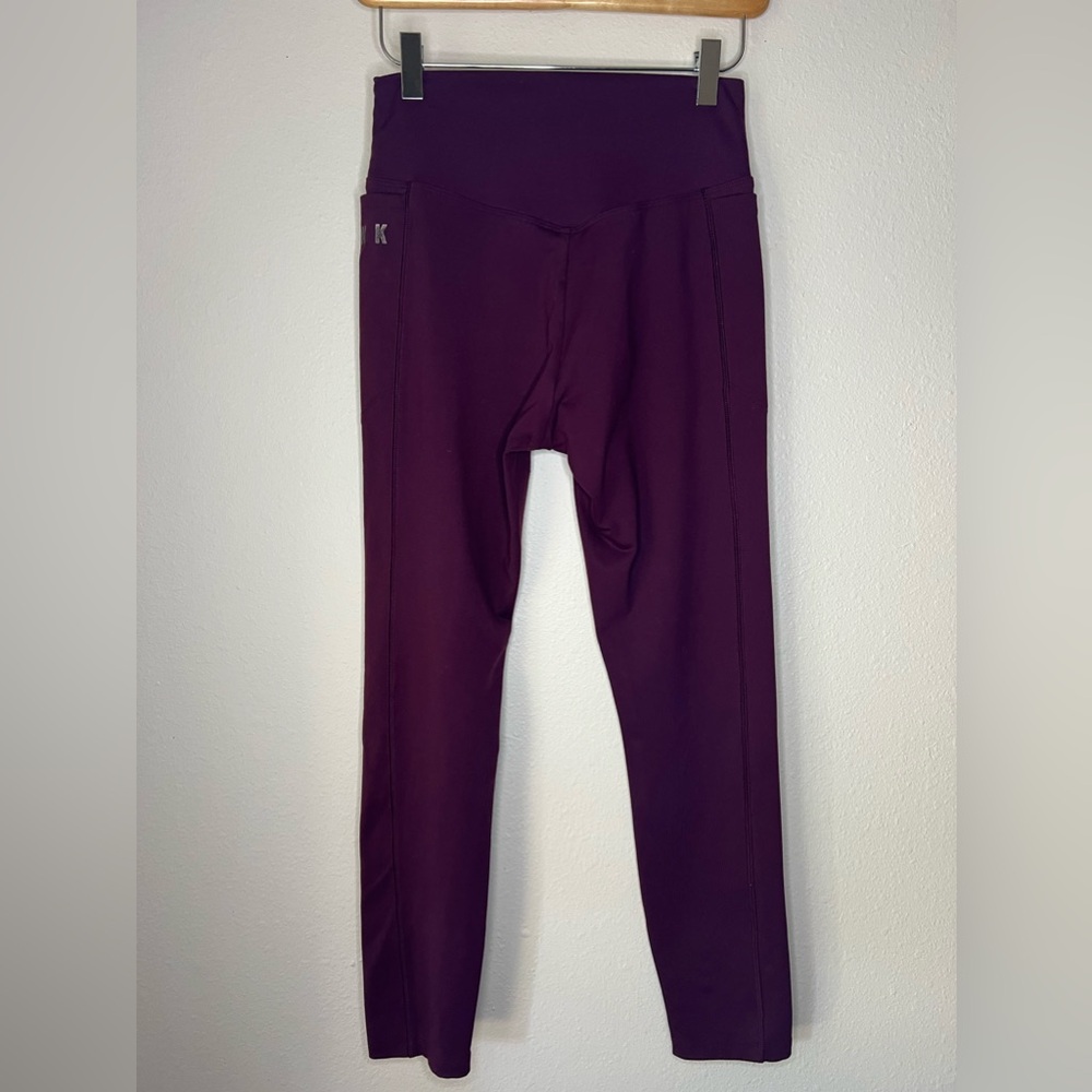 PINK Ultimate Leggings size S